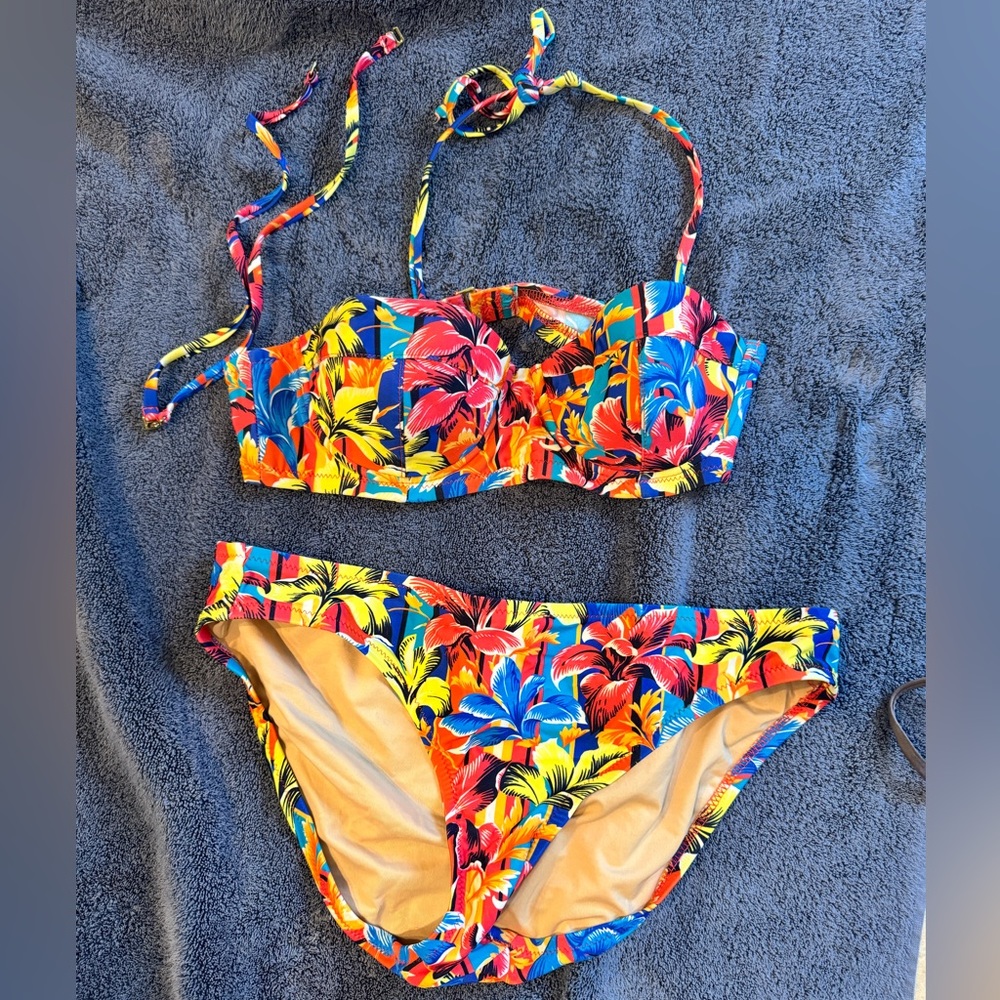 👙 ☀️ 🌺  J. Crew bikini set - sunset floral - 34A / Small